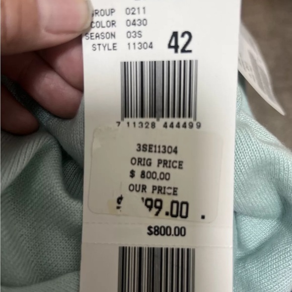 ESCADA!… Gorgeous, Mint Green, LACE and Beaded Top - Picture 6 of 8